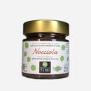 Crema spalmabile alla Nocciola realizzata con il nostro olio extra vergine di oliva Frantoio Tini